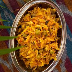 Cabbage matar curry A picture of Cabbage matar curry.