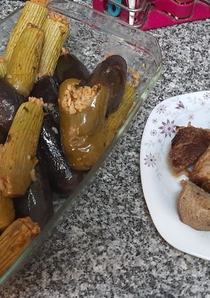 صورة لوصفة محاشي ولحمة محمرة