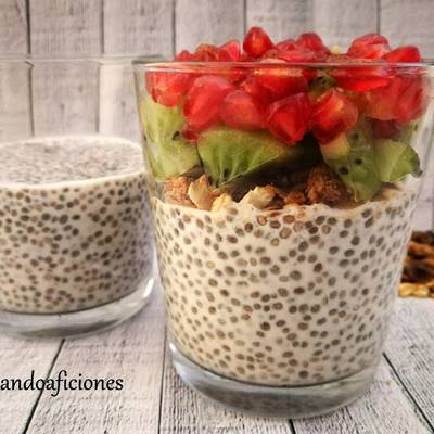 Pudín de semillas de chía para un desayuno saludable Receta de  Creandoaficiones - Susana Sg- Cookpad