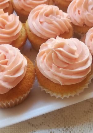 A picture of Easy buttercream.