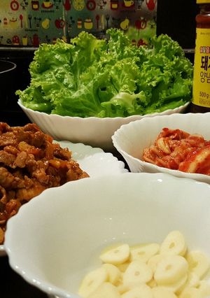 รูปของ หมูผัดซอส บูลโกกิ (อาหมวยอยากกินอาหารเกาๆๆๆๆ) 😁