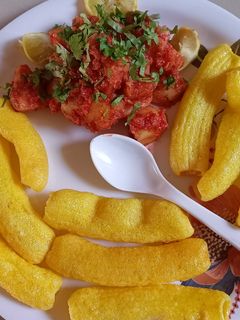 ભૂંગળા બટેકા (Bhungra Bataka Recipe In Gujarati) રેસીપી મુખ્ય ફોટો