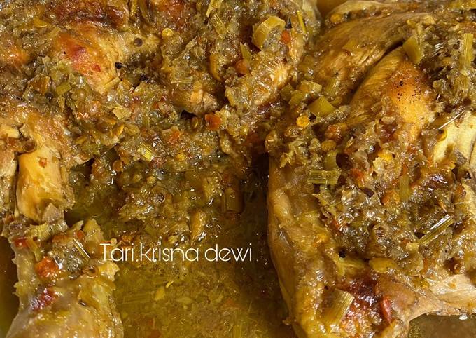 Resep Ayam Betutu Khas Bali Asli Oleh Tari Krisna Dewi - Cookpad