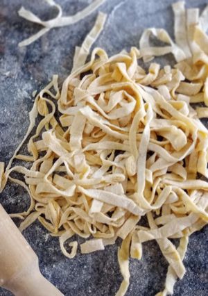 Una foto de Fideos de cinta facilísimos