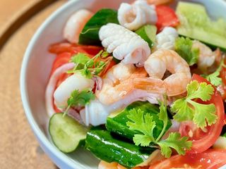 泰式涼拌海鮮