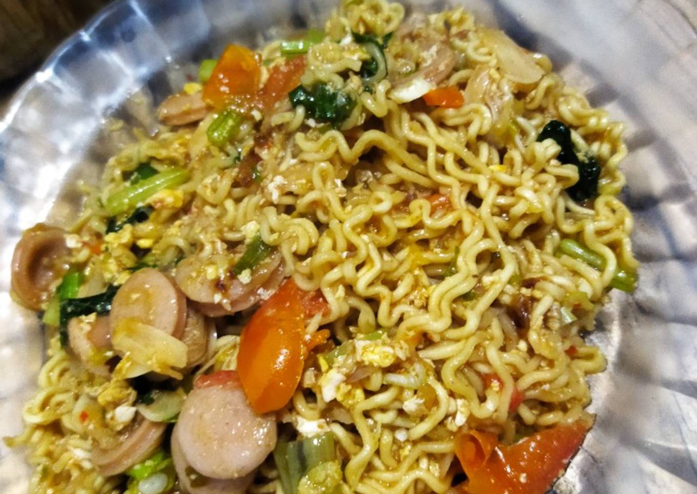 Mie Instant Goreng Nyemek