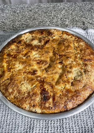 Una foto de Torta de manzana y canela 🍏