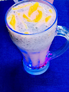 A picture of Mango rosettes lassi.