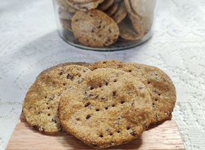 Una foto de Galletitas integrales con lino