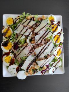 Una foto de Ensalada light de atún y huevo
