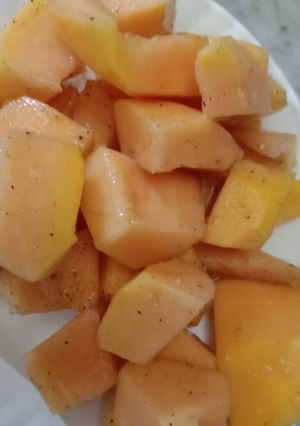 A picture of Papaya Chaat.