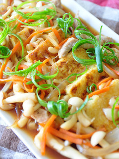 [菇菇巧思] 蠔油菇菇燴豆腐 的食譜成品照片
