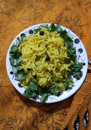 મસાલા ભાત(masala rice recipe in gujarati) રેસીપી મુખ્ય ફોટો