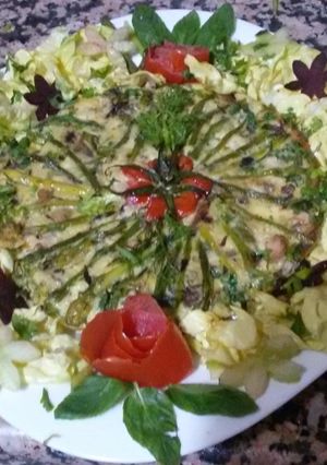 Une photo de Omelette aux asperges souvage,fromage de chèvre,lard