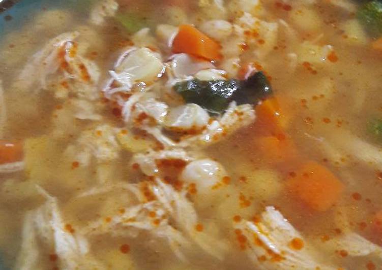 Nuestra comida de hoy, Caldo Tlalpeño 😉