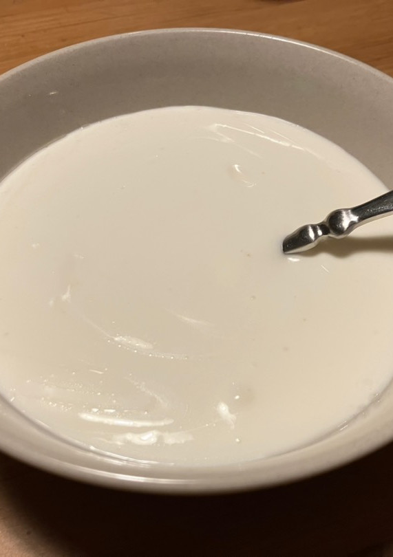 Una foto de Lactonesa o Alioli cremoso con leche