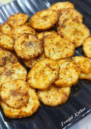 A picture of Masala Banana Chips.