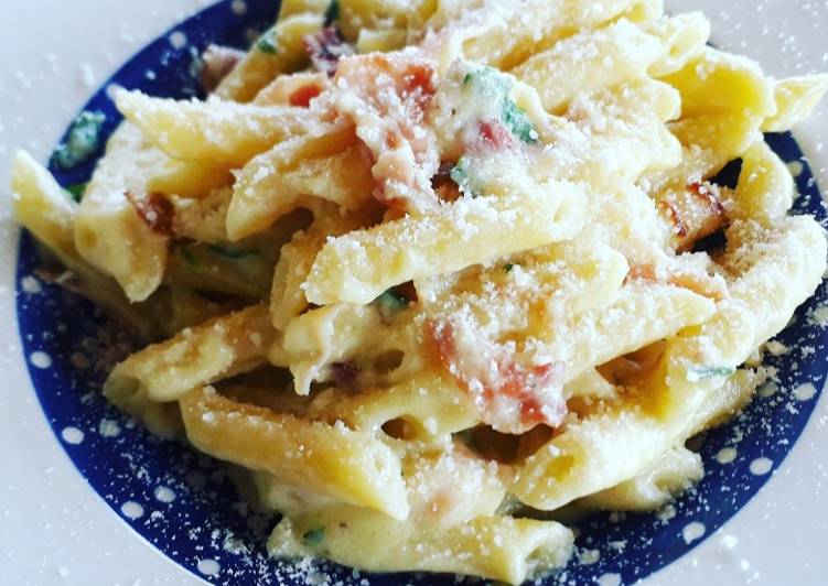 Ricetta Pasta con crema di zucchine, speck e provola ...