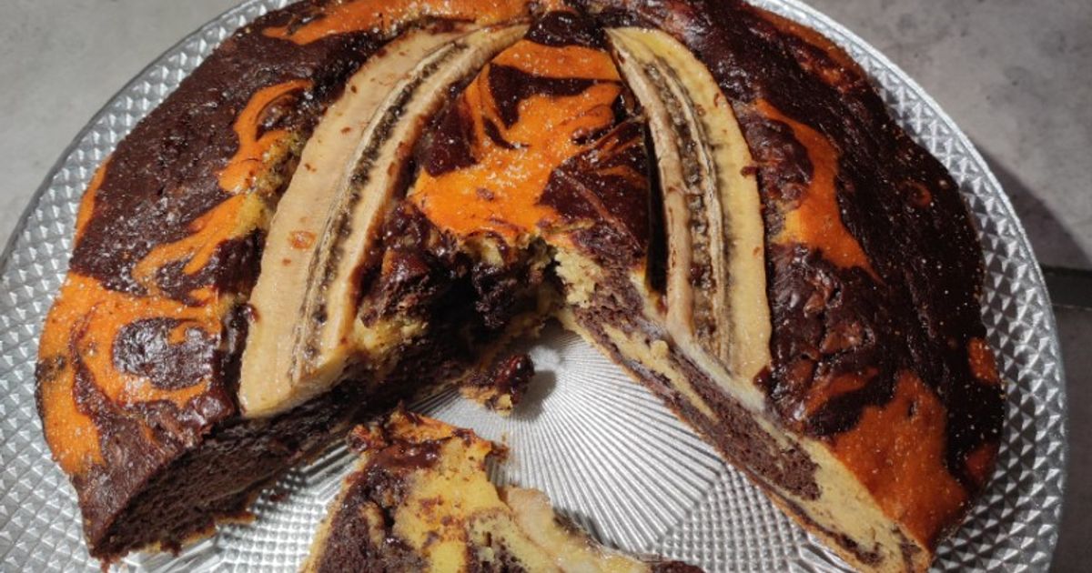 dolce con banane mature e cioccolato