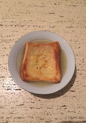 Una foto de Sopa 🍲 de Cebolla