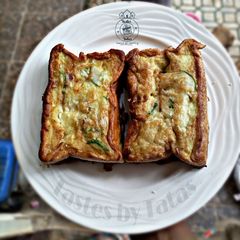 A picture of Fried bread.