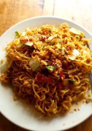 Foto resep Mie goreng sambal tumis telur