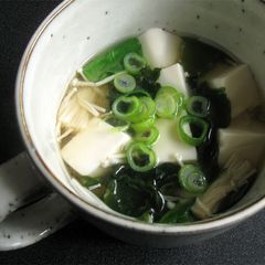 Mug Miso Soup A picture of Mug Miso Soup.