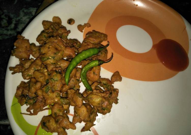 Besan ke bhajiye