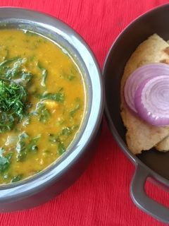 पालक दाल (Palak Dal recipe in hindi) रेसिपी मुख्य फोटो