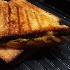 A picture of Potato Sandwich.