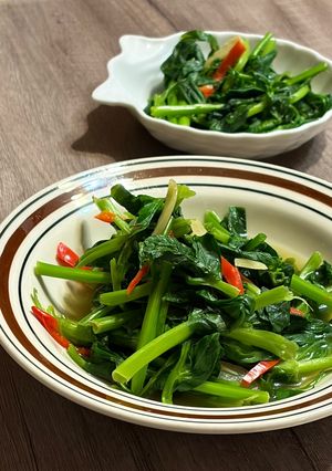 清炒高山豆苗-家的日常 的食譜成品照片