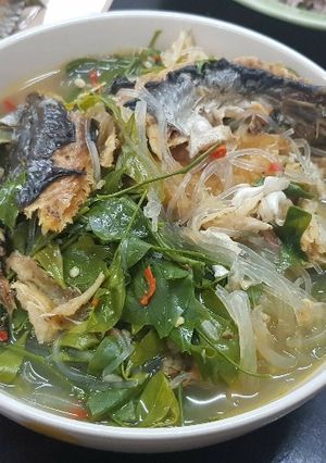 รูปของ แกงผักหวานวุ้นเส้นใส่ปลาย่าง