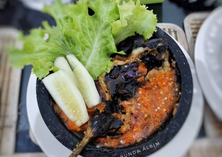 Terong Bakar Penyet yang Ngabisin Nasi 😁