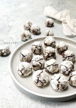 Foto resep CHOCOLATE CRINKLE COOKIES No Mixer(Cookies Retak)