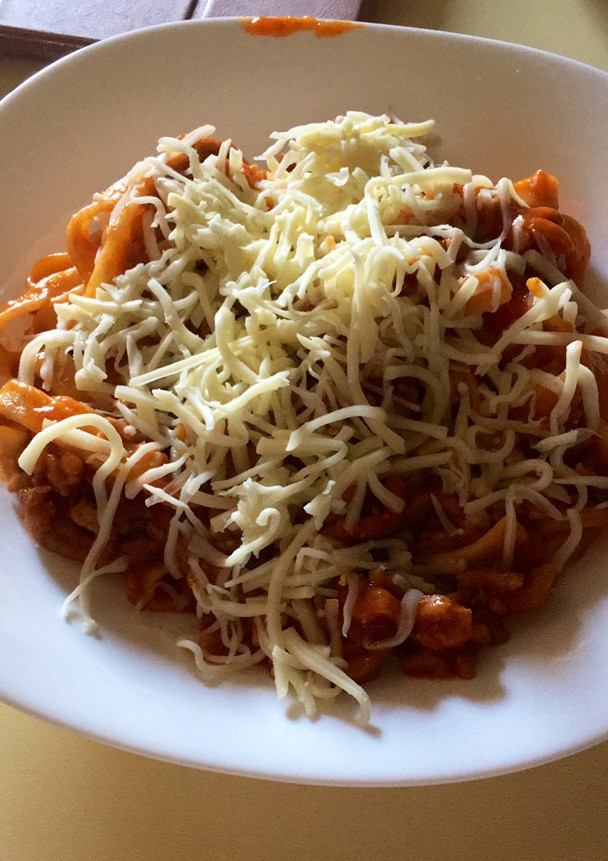 Una foto de Nidos de pasta con carne picada