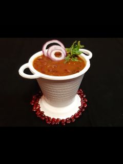 राजमा मसाला (rajma masala recipe in hindi) रेसिपी मुख्य फोटो