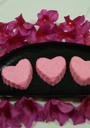 A picture of Rose Chena Sandesh.