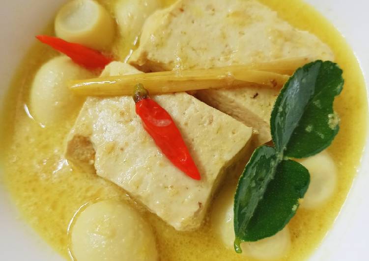 Opor Tahu Telor - Resep Opor Ayam Tahu Telur Jagomasakminggu11 Dari Chef Friska Resmi Sunarto Putri Yummy App