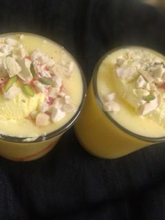 आम रस(Aamras recipe in Hindi) रेसिपी मुख्य फोटो