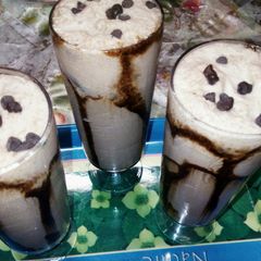 A picture of Oreo Chocolate shake.