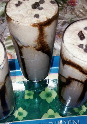 A picture of Oreo Chocolate shake.