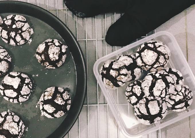 Brownies Crinkle Cookies