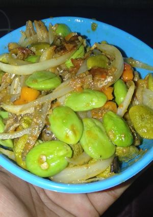 Foto resep Tri petai bawang bombay