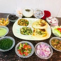 A picture of Tawa Kulcha.