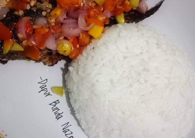 Nasi ikan mujaer goreng bumbu dabu dabu ala bunaz