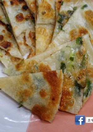 蔥油餅 的食譜成品照片