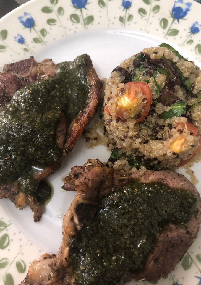 Una foto de 306. Chuletas de cordero con pesto de menta en Airfryer (principal carne)