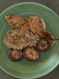 Pollo Encebollado con Shiitake al limón