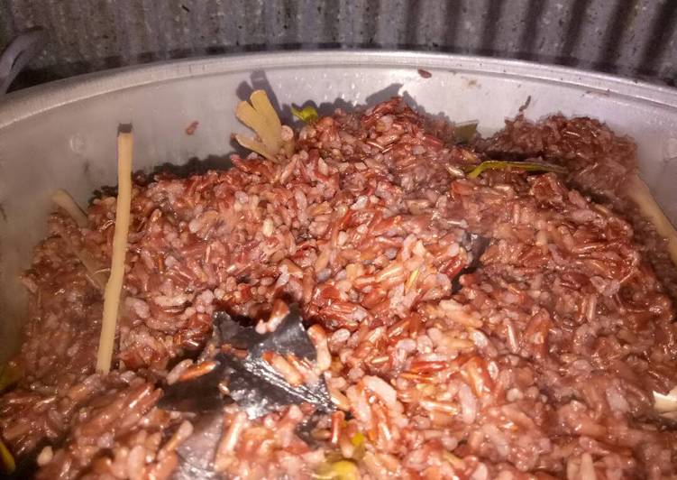 Resep Nasi Uduk Merah Anti Gagal