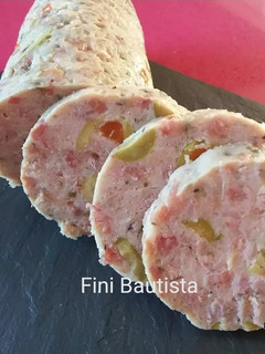Una foto de Fiambre de pollo sin huevo